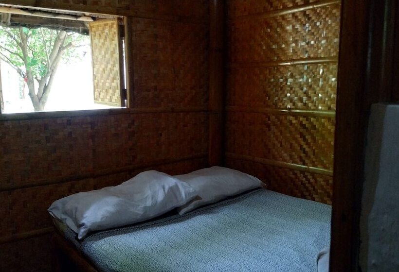 Hangout Beach & Resort