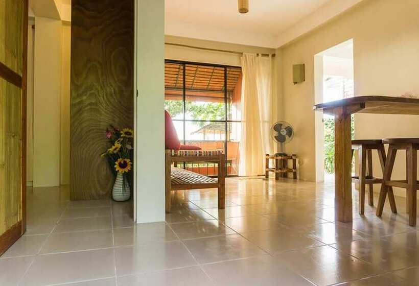 Hangout Beach & Resort