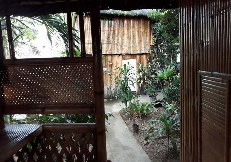 Hangout Beach & Resort