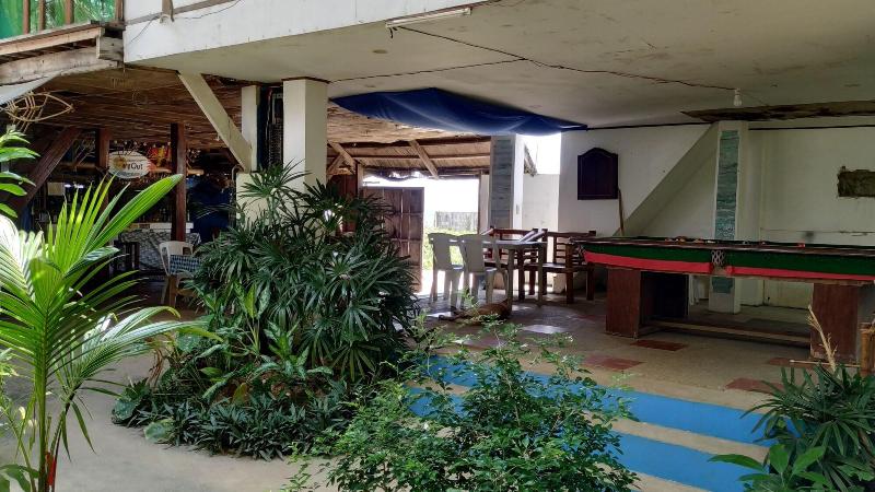 Hangout Beach & Resort