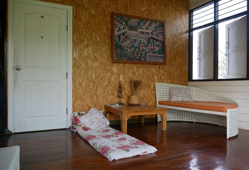 בית מלון כפרי Aen Guy Boutique