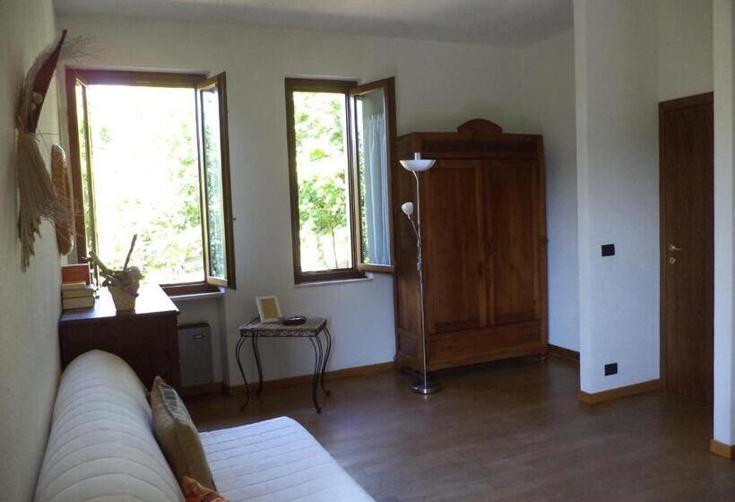 호텔 Agriturismo Cascina Knec