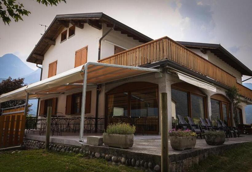 هتل Agriturismo La Campagnola