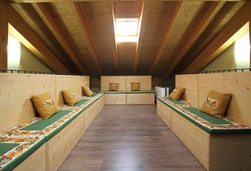 ホテル All Albaro Agriturismo