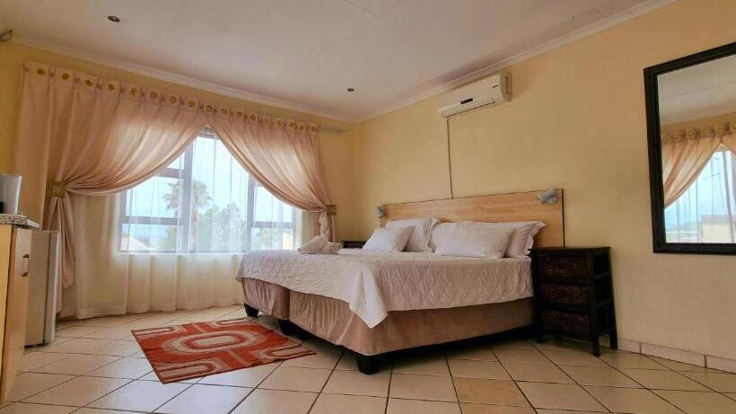 Отель Asda Guesthouse