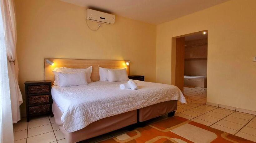 Отель Asda Guesthouse