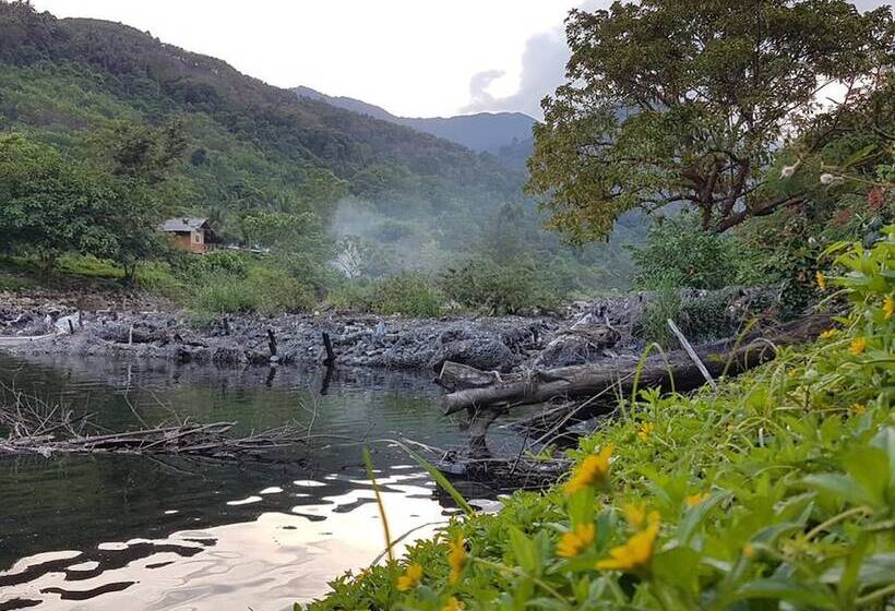 호텔 Baan Yaychoey Kiriwong