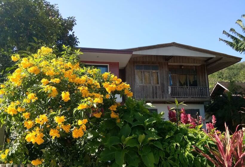 Отель Banchomchan