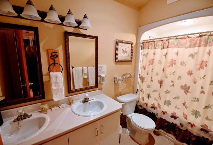 فندق The Burleigh Falls Inn & Suites