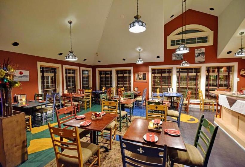 فندق The Burleigh Falls Inn & Suites