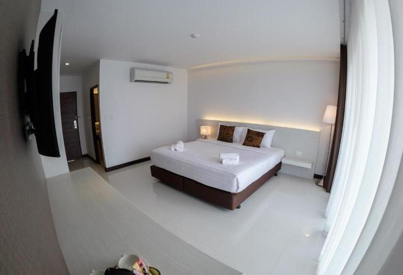 ホテル Chaisaeng Villa