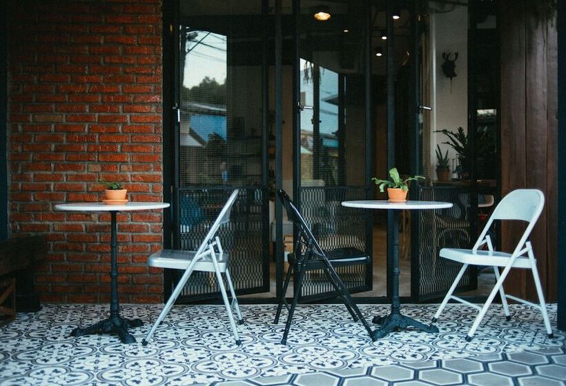 酒店 Chernchan Hostel