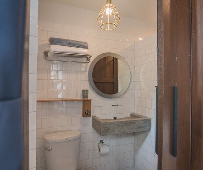 酒店 Chernchan Hostel