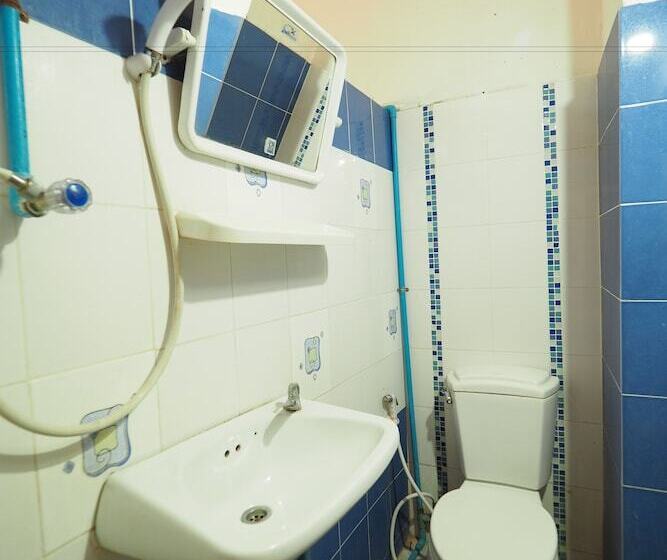 בית מלון כפרי Chinawat