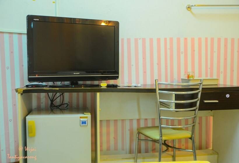 בית מלון כפרי Chinawat