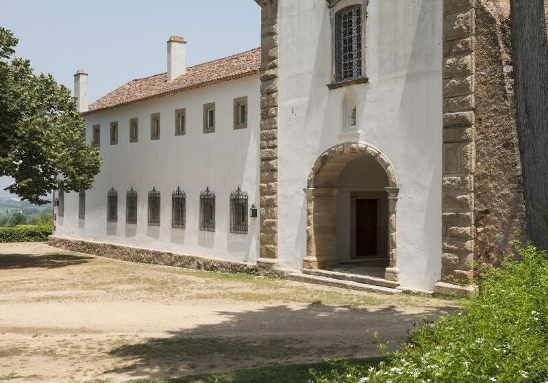 ホテル Convento Inn And Artist Residencies