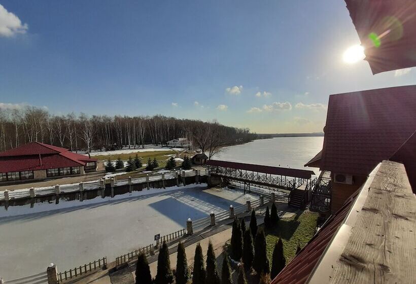 فندق Country Club Medvezhy Ozera