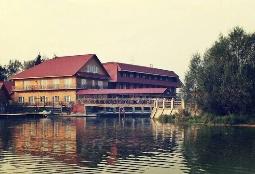 فندق Country Club Medvezhy Ozera