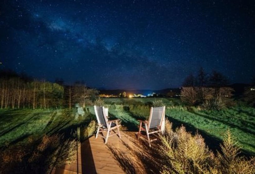 בית מלון כפרי Eden's Edge Lodge