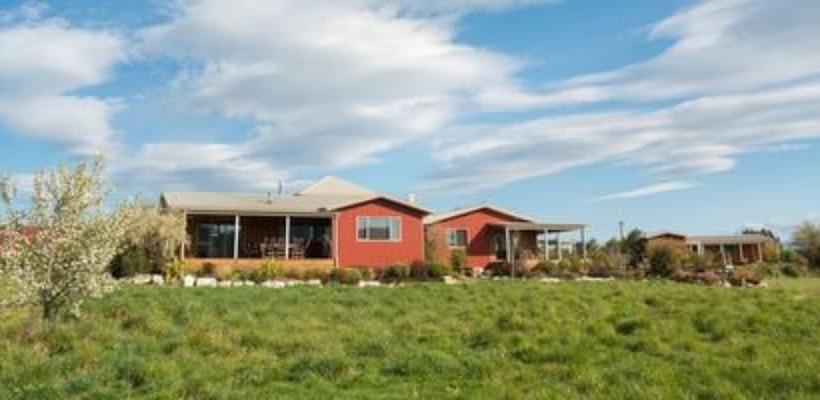 ホテル Eden's Edge Lodge