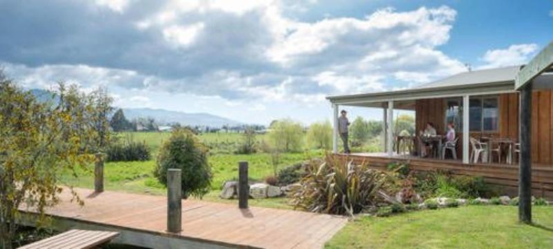 ホテル Eden's Edge Lodge