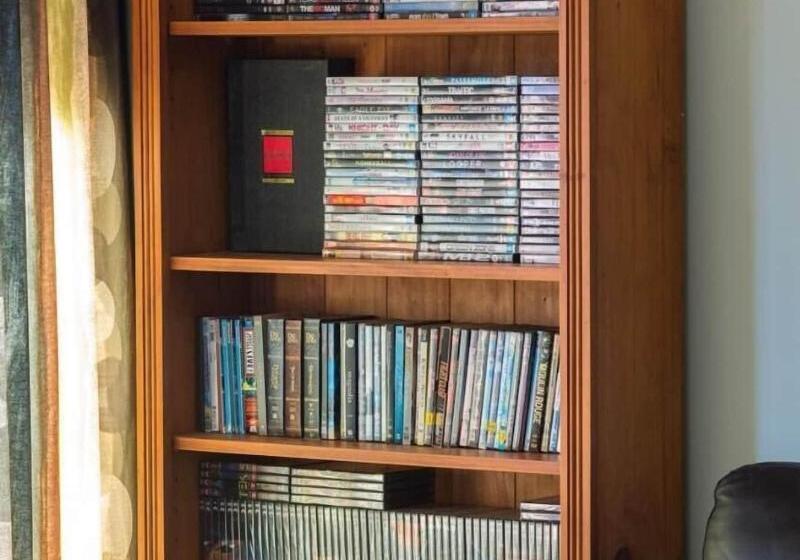 ホテル Eden's Edge Lodge