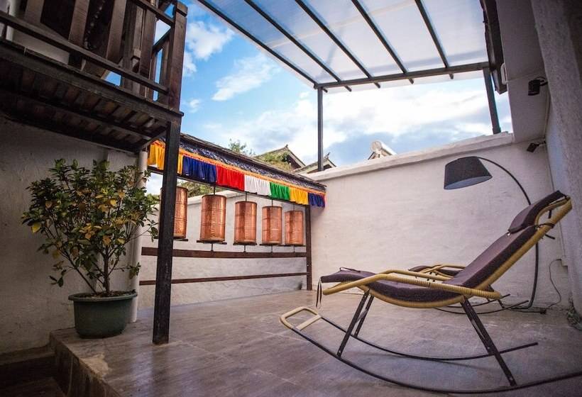 Отель Energy Healing Space Inn