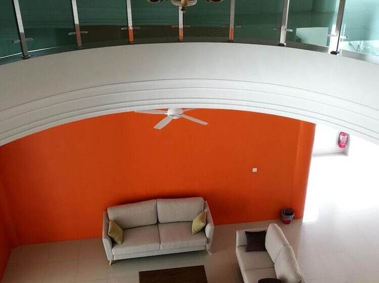 בית מלון כפרי First Guest House Cheras