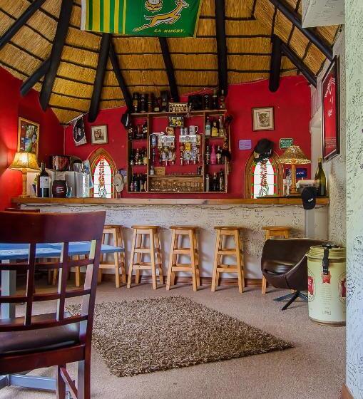 בית מלון כפרי Hawklee Country House