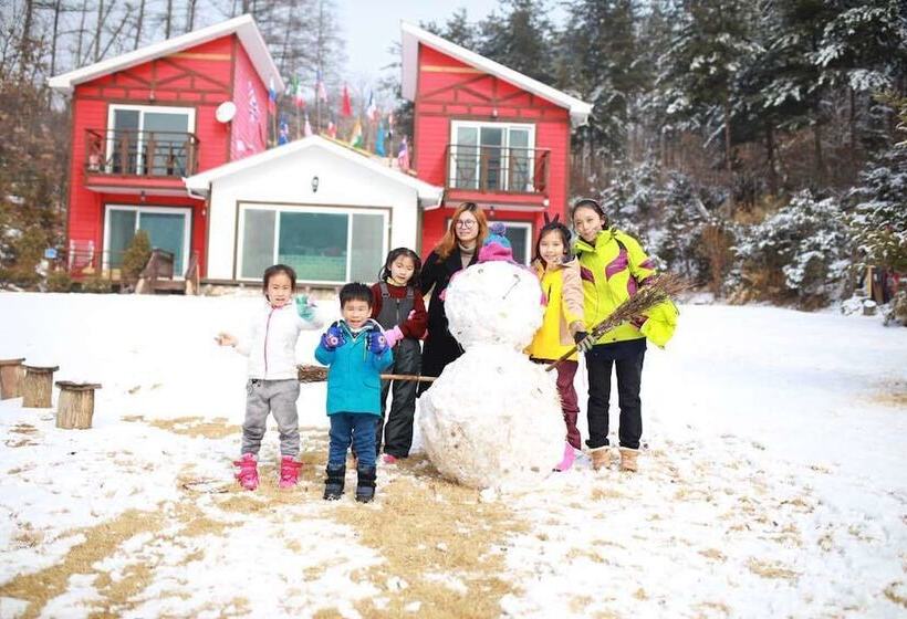 בית מלון כפרי Heidi Korea