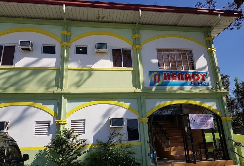 فندق Henady Inn Annex