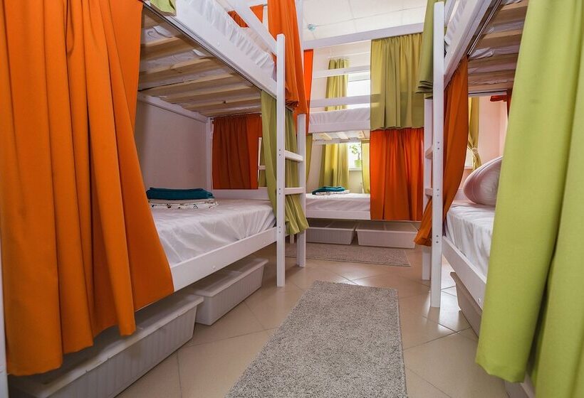 ホテル Hostel Rest