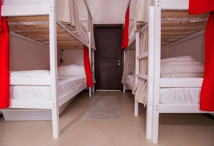 ホテル Hostel Rest