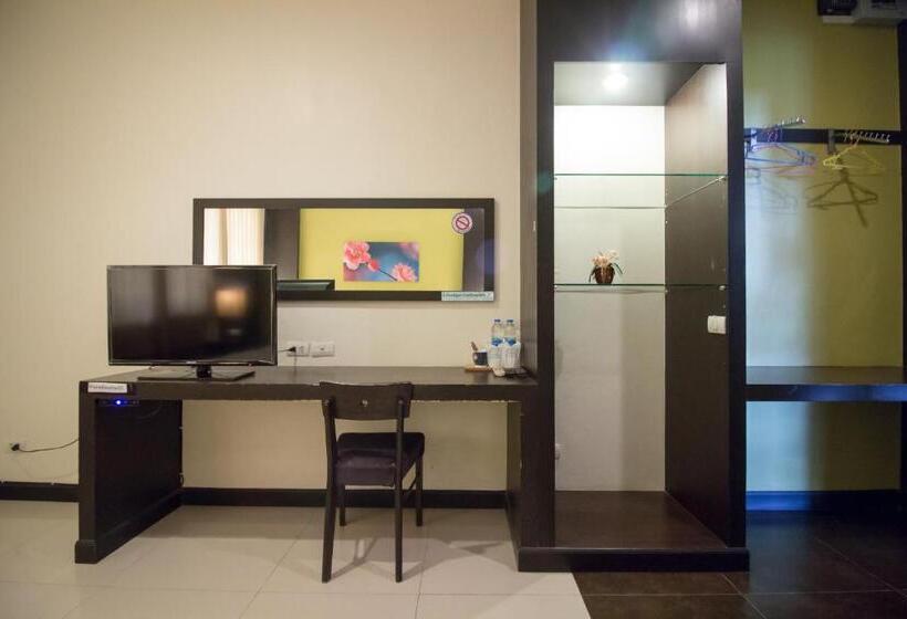 בית מלון כפרי Jumbo House