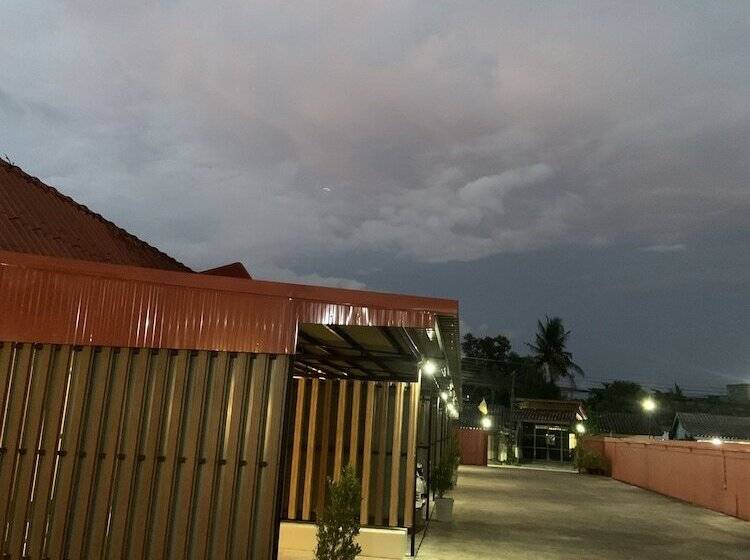 בית מלון כפרי Kantang Park