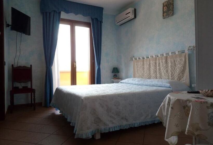 هتل La Grotta Delle Fate