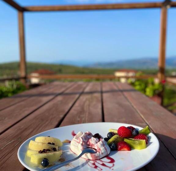 Отель La Petite Planete