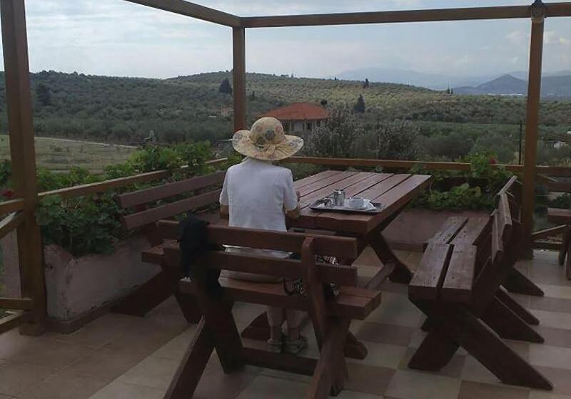 Отель La Petite Planete