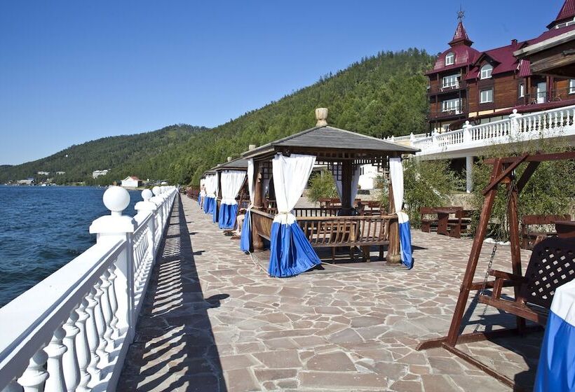 هتل Legenda Baikala