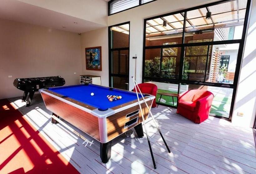 Отель Lumphawa Amphawa