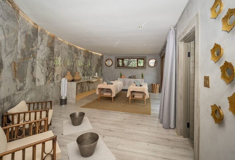 호텔 Lush Private Game Lodge