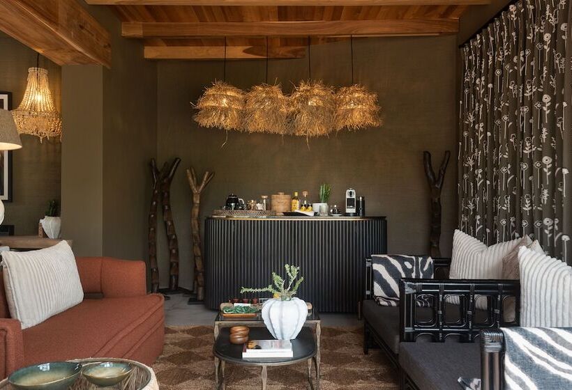 호텔 Lush Private Game Lodge