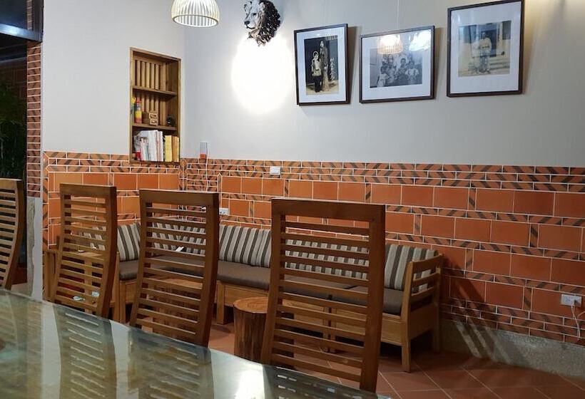 هتل Mount Tai Wu Cozy