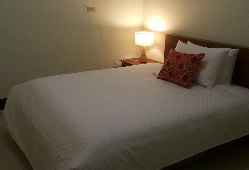 هتل Mount Tai Wu Cozy