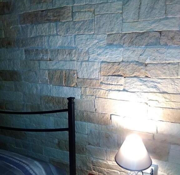 בית מלון כפרי Oasi Sardama