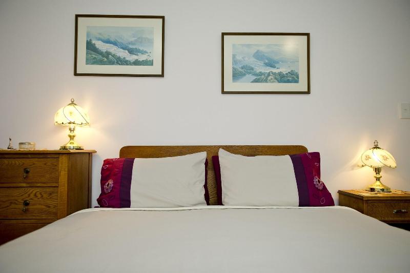 酒店 On The Beach Bed & Breakfast