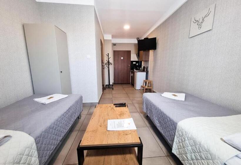 Отель Orange Tree