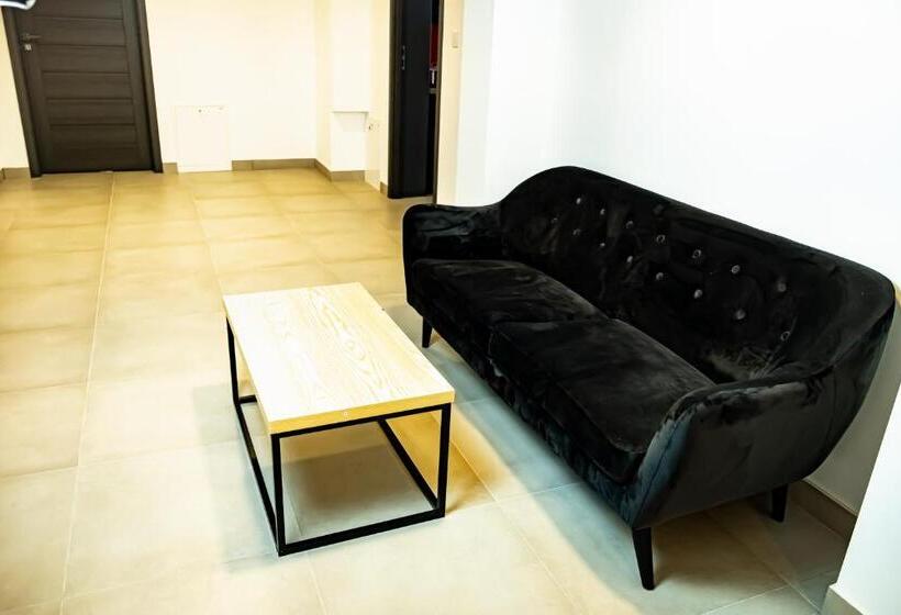 Отель Orange Tree