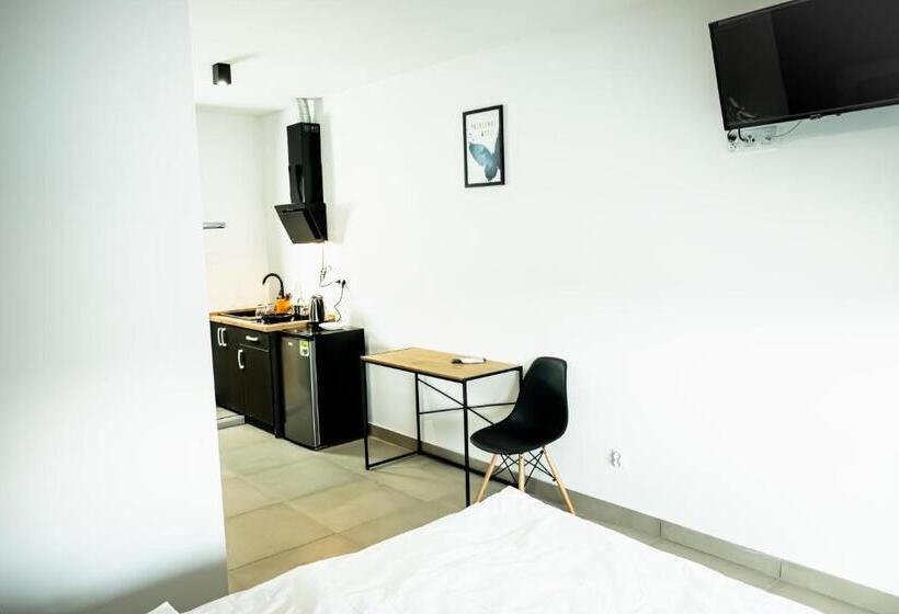 Отель Orange Tree