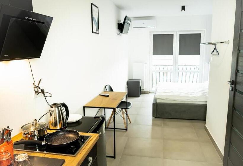 Отель Orange Tree